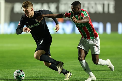 Sporting vence na Reboleira com reviravolta