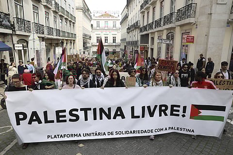 Mais de mil pessoas na marcha 'Abril pela Palestina' em Lisboa