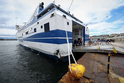 Acidente com ferry no porto de Nápoles provoca pelo menos 44 feridos (com vídeos)
