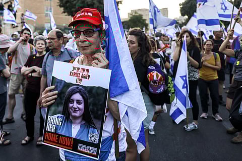 Apenas 50 reféns que o Hamas raptou em Israel permanecem vivos, dizem autoridades dos EUA