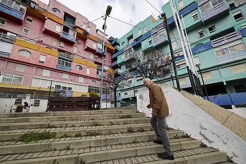 Estão em curso obras em diversos bairros camarários de Lisboa.