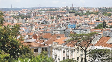 Congelamento definitivo de rendas habitacionais anteriores a 1990 foi decidido em 2023 pelo Governo PS e mantido pelo da AD, que prometera revertê-lo.