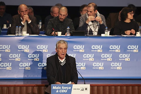 O ex-secretário-geral do Partido Comunista Português (PCP), Jerónimo de Sousa, discursa durante o Encontro Nacional do PCP sobre as eleições legislativas e ação do partido, Lisboa, 13 de janeiro de 2024.