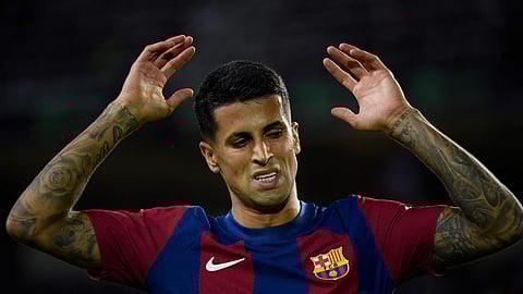 João Cancelo já tinha jogado pelo Barcelona cedido pelo Man. City.