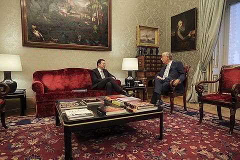 Um governo político feito com a prata da casa