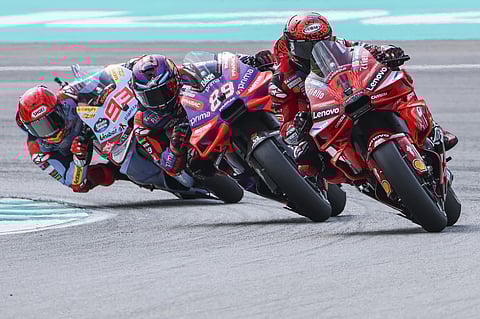 Francesco Bagnaia vence na Malásia e adia atribuição do título de MotoGP