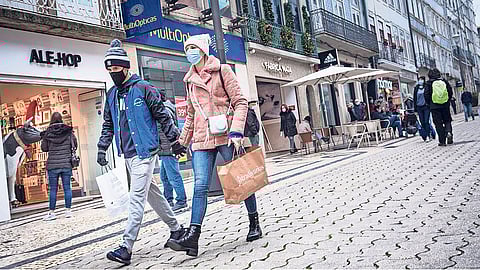 Rendimento real das famílias em queda