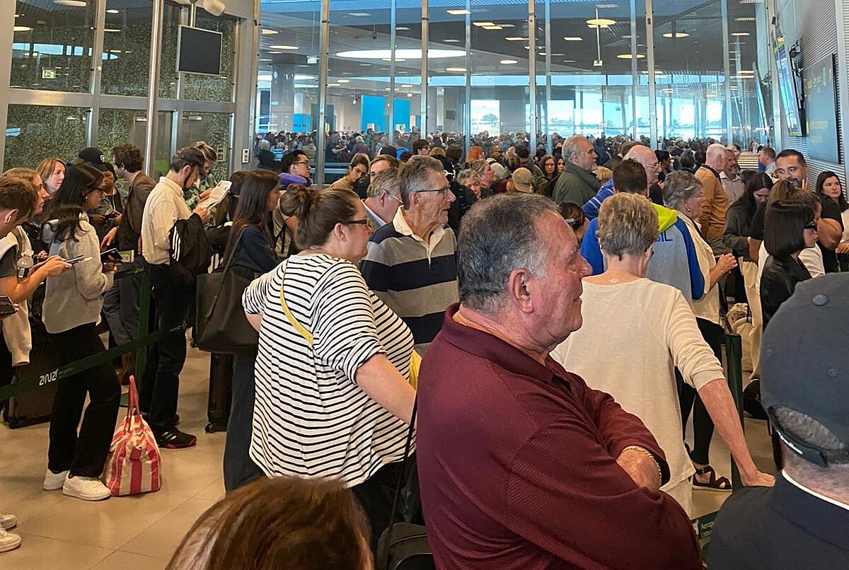 Border Security. European Commission Sends Experts to Lisbon for Surprise Inspection