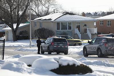 Homem comete suicídio após matar oito pessoas nos subúrbios de Chicago