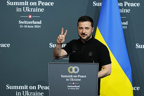 Zelensky regozijou-se com a abertura de negociações com a UE.