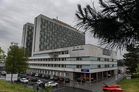 Robert Fico continua internado no Hospital Universitário F.D. Roosevelt, em Banska Bystrica.