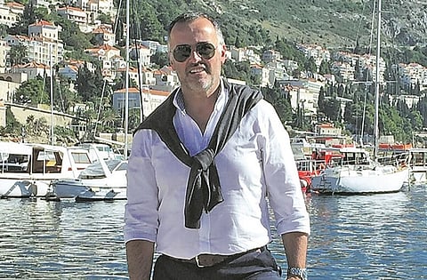 Se o bastonário da Ordem dos Farmacêuticos  fosse um animal quereria ser um elefante. Veja se adivinha porquê?