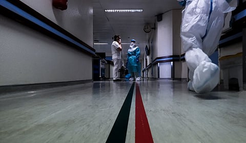 Médicos tarefeiros são já cerca de quatro mil, segundo aos oficiais.  