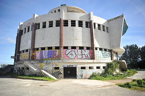 Câmara de Lisboa quer converter edifício panorâmico de Monsanto em equipamento municipal