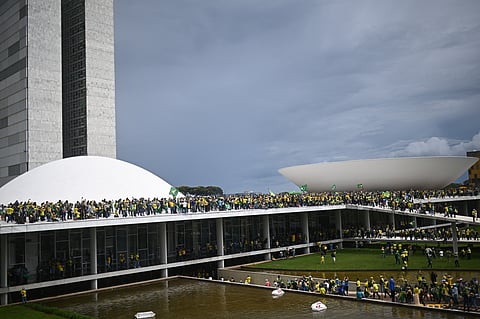 Um ano depois, Brasil lambe feridas, ainda abertas, da tentativa de golpe