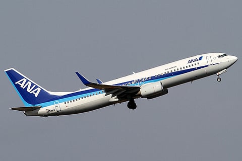 Um 737 da ANA, a maior companhia aérea do Japão.