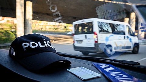 Multas por uso do telemóvel ao volante duplicaram no primeiro trimestre do ano