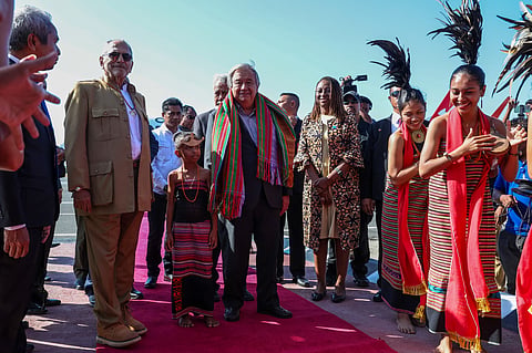 António Guterres foi recebido no aeroporto de Díli pelo presidente e pelo primeiro-ministro timorenses, José Ramos-Horta e Xanana Gusmão