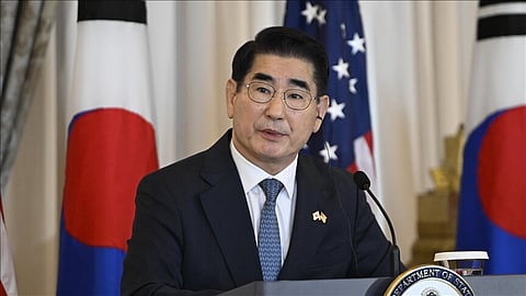 Ex-ministro da Defesa sul-coreano detido formalmente sob acusação de rebelião