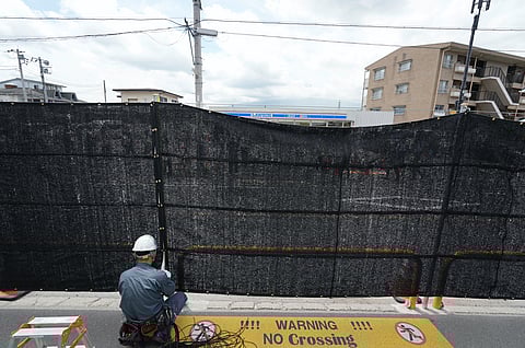 Cidade japonesa instala barreira para bloquear vista do Monte Fuji