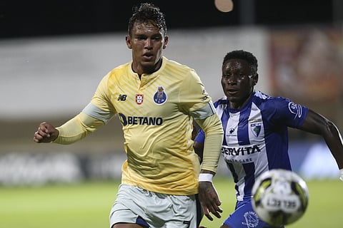 Gabriel Veron volta ao Brasil. Só 3 de 10 reforços têm sido importantes no FC Porto