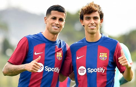 João Cancelo e João Félix está de saída do Barcelona.