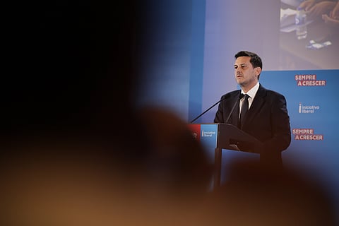 A liderança de Rui Rocha tem sido contestada por vários membros da IL, incluindo Tiago Mayan Gonçalves.