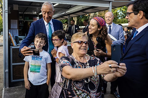 Marcelo Rebelo de Sousa na abertura da Feira do Livro do Porto, com o presidente da Câmara da cidade, Rui Moreira (dta na foto).