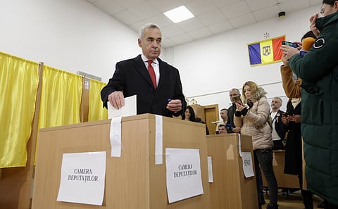 O quase desconhecido candidato pró-russo Calin Georgescu tinha sido o mais votado na primeira volta.