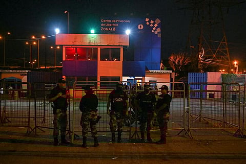 Forças de segurança na prisão de Guayaquil, Equador