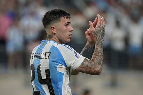 Enzo Fernández pediu desculpa mas FIFA anuncia investigação a cânticos racistas de jogadores argentinos