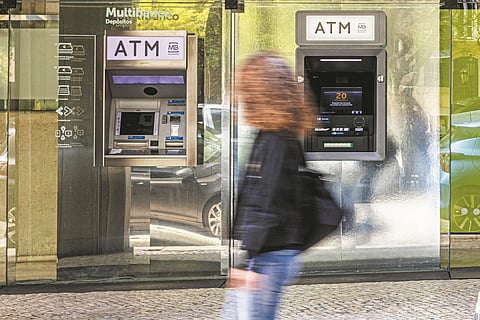 Ganhos com comissões bancárias  aumentaram em quatro dos cinco principais nacionais.