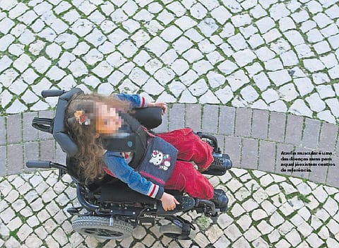 Mais de 600 mil pessoas com doenças raras esperam há anos por um “plano” que é “urgente”
