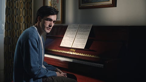 Vicente Wallenstein em 'O Teu Rosto Será o Último': histórias de muitas solidões.