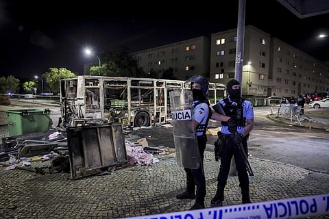 Protestos da população começaram na madrugada do dia 21 de outubro no bairro do Zambujal, na Amadora.