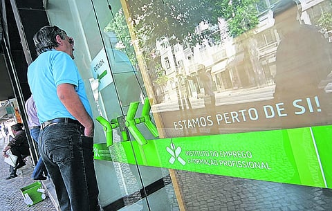 Quase metade das pessoas desempregadas vive em risco de pobreza.