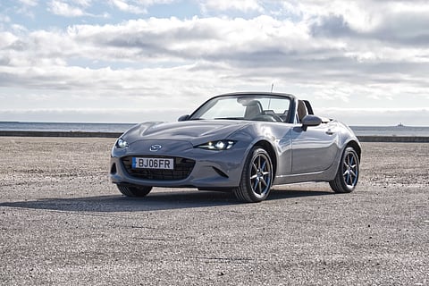 A ergonomia do MX-5 é como vestir uma peça de roupa feita à nossa medida.