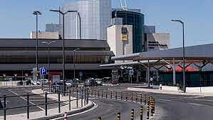 Homem sobe para cobertura do Aeroporto de Lisboa