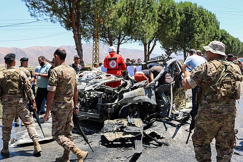 Estado do veículo em que seguia um dirigente do Hamas no Líbano depois do ataque com drones.