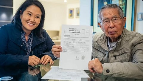 Alberto Fujimori e a filha Keiko.