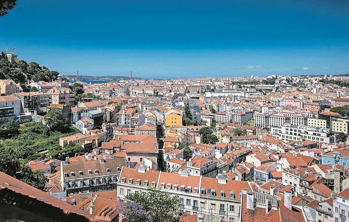 Featured image for article: Portugal's New Mortgage Regulations: Key Changes for Foreign Investors Starting August 1