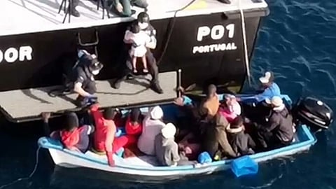 GNR resgatou 15 migrantes à deriva no Mediterrâneo (com vídeo)