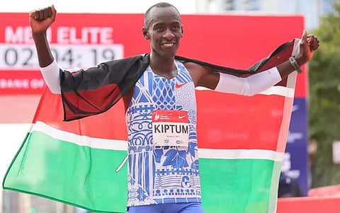 Morreu Kelvin Kiptum, recordista mundial da maratona