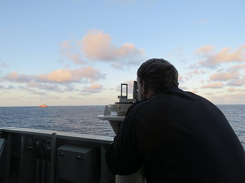 Navio russo com armas para a Síria teve uma avaria ao largo da costa de Portugal, diz Kiev