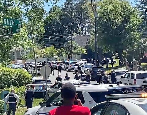 Vários polícias atingidos por tiros na Carolina do Norte