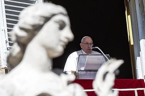 Vaticano diz que teoria de género e "barrigas de aluguer" violam a dignidade humana