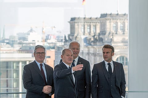 Keir Starmer, Joe Biden e Emmanuel Macron foram recebidos em Berlim por Olaf Scholz para discutir a situação na Ucrânia.
