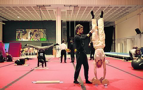 A estrutura do INAC conta com 18 professores formadores. Ao todo, são mais de 35 funcionários.