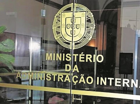 Ministério da Administração Interna promete consequências após assalto à Secretaria-Geral do MAI.