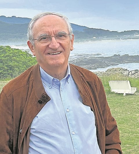 O professor catedrático e antigo ministro do trabalho e das Finanças, se tivesse de comer sempre o mesmo prato para o resto da vida. escolheria... favas contadas.